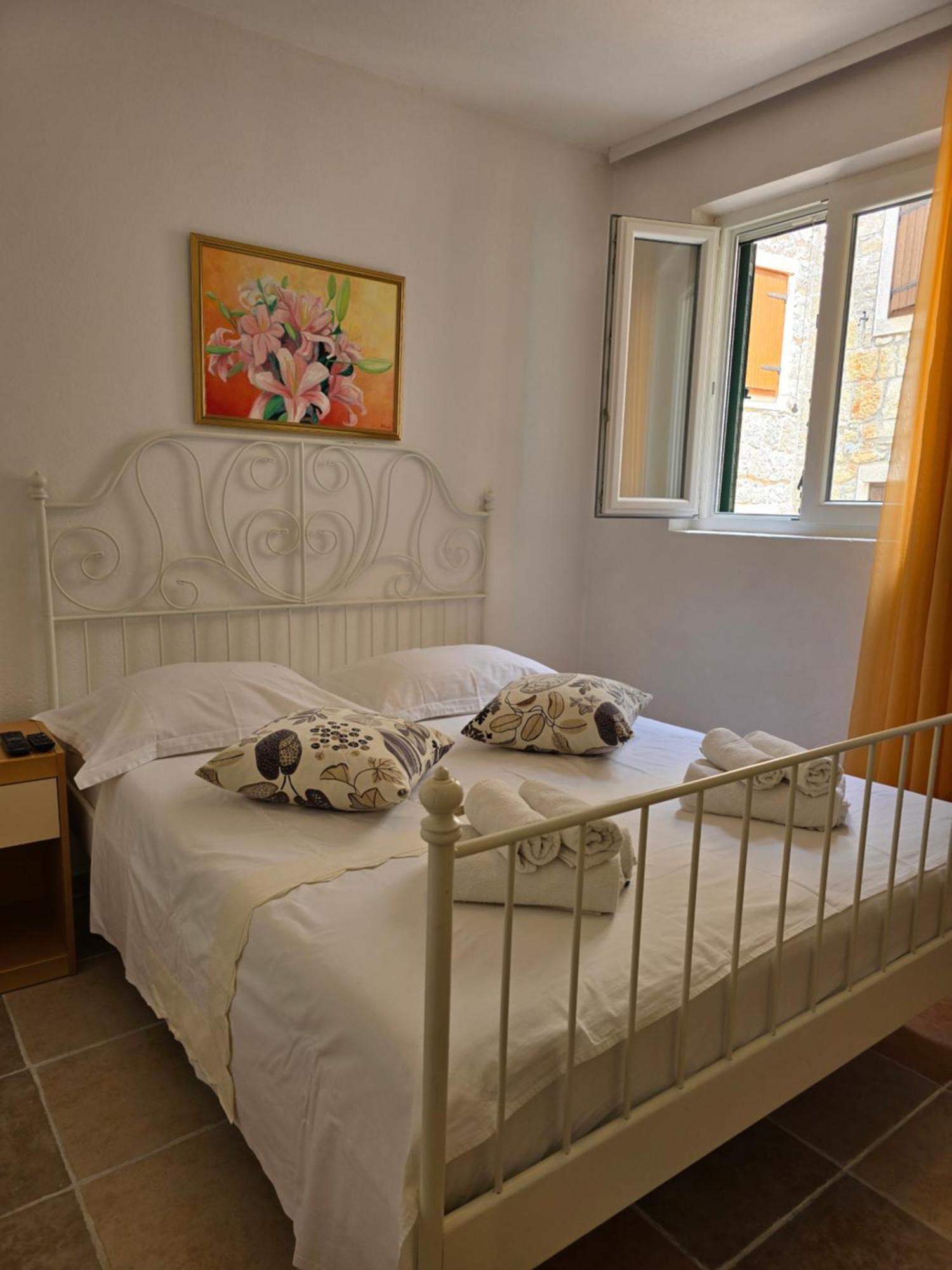 Apartmani Marija Baška Voda Eksteriør billede